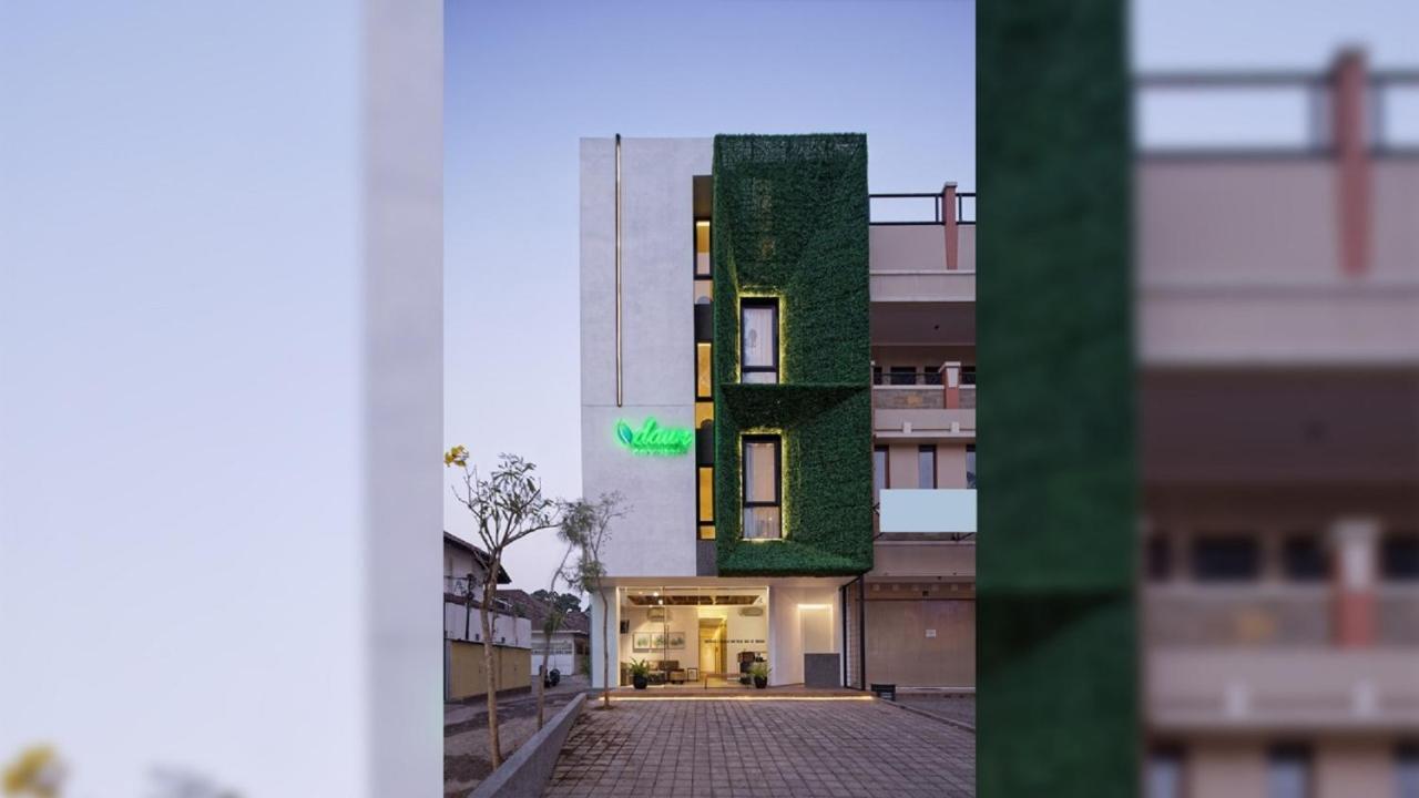 Daun Hotel 2*